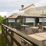 Hotel Campanile Nature - Parc Des Exposition