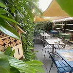 מלון Campanile Nature - Parc Des Exposition קולמר