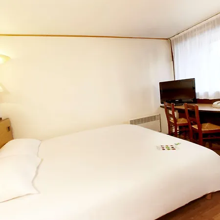 Campanile Nature - Parc Des Exposition Hotell 3*