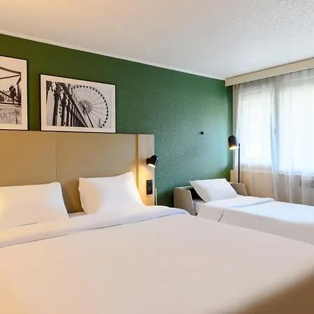 Hotell Campanile Nature - Parc Des Exposition Colmar