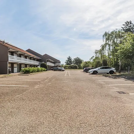 Hotell Campanile Nature - Parc Des Exposition Colmar