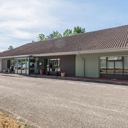 Hotell Campanile Nature - Parc Des Exposition