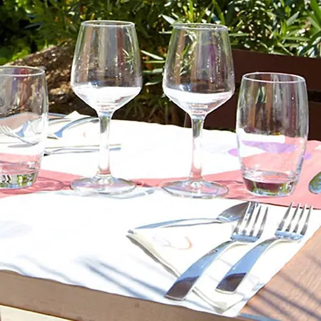 Hotel Campanile - Parc Des Expositions 3*